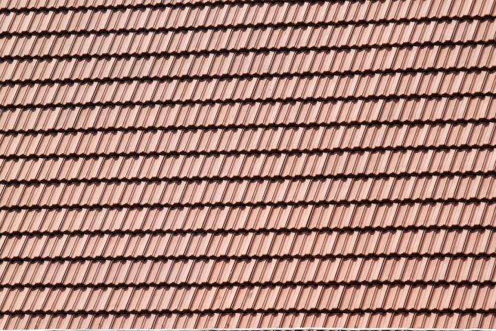 roofing contractor repair shingles